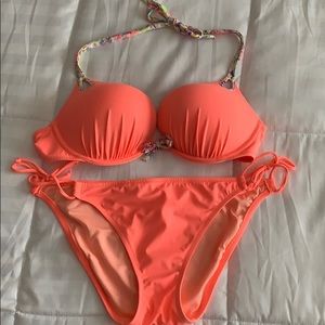 Victoria’s Secret push up bikini